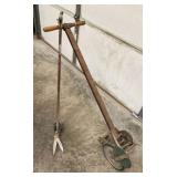 2 PCS VNTG LAWN/GARDEN TOOLS