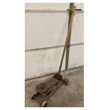 H-W 1.5 TON  HYDRAULIC FLOOR JACK