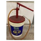 HYDRAULIC OIL WITH HAND PUMP