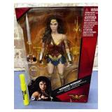 WONDER WOMAN ACTION FIGURE