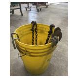 SHORT CHAINS & 5 GALLON BUCKET