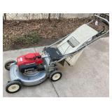HONDA HR 214-HE SELF PROPEL MOWER WITH BAG
