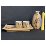 BOX LOT: 4 PC SAKE SET - JAR, 2 CUPS & UNDERPLATE