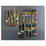 16 PCS ASSORTED FLATWARE