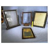 BOX LOT: 4 VINTAGE FRAMES