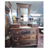 ANTIQUE VICTORIAN STYLE WALNUT DRESSER WITH