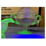 VINTAGE VASELINE GLASS COVERED CANDY DISH