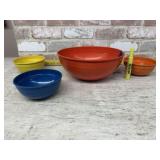 (4 PCS) METAL BOWLS - 1 LARGE MIXING BOWL & 3