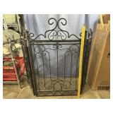 IRON 3 PANEL FIREPLACE SCREEN