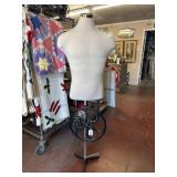 PROFESSIONAL MALE TORSO DRESS FORM