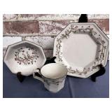 (2 BOXES) 50 PCS JOHNSON BROTHERS DINNERWARE