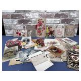 LARGE SELECTION OF VINTAGE HOLIDAY CARDS, USED