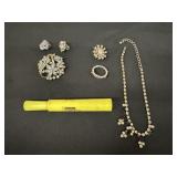 (6 PCS) VINTAGE RHINESTONES JEWELRY -