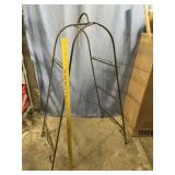 VINTAGE METAL BLANKET/TOWEL STAND