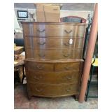 VINTAGE MAHOGANY SERPENTINE-FRONT CHEST OF