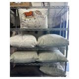 (9 PCS) ASSORTED THROW PILLOWS