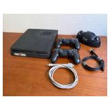 Playstation 4 Slim & Controllers