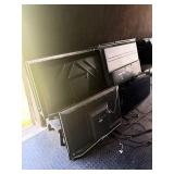 Group of Flatscreen TV