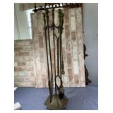 5 PIECE SET OF BRASS FIREPLACE UTENSILS PLUS