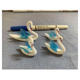 BAGGED LOT: 4 PCS MINIATURE ART GLASS SWANS