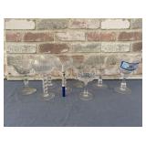 (8 PCS) MISMATCHED FOOTED GLASSES