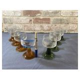 (8 PCS) 2 SETS OF 4 FOOTED GLASSES: VINTAGE