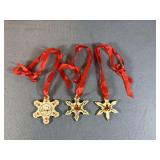 3 PCS, HAND-PAINTED ORNAMENTS / CHRISTMAS