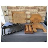 SELECTION OF ASSORTED CUTTING BOARDS AND