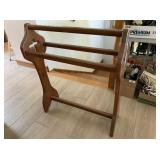 VINTAGE WOODEN QUILT RACK WITH CROSS CARVED