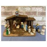 15 PC NATIVITY SET WITH MANGER
