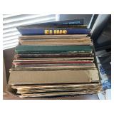 BOX LOT: ASSORTMENT OF RECORD ALBUMS: ELVIS,