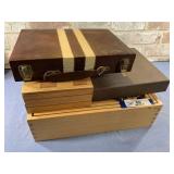 (4 PCS) WOOD & OTHER GAME SETS: CHESS,  PREMIER TI
