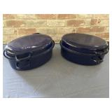 (2 PCS) ENAMEL ROASTING PANS WITH LIDS;