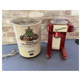 (2 PCS)NOSTALGIA ELECTRICS SNOW CONE MACHINE