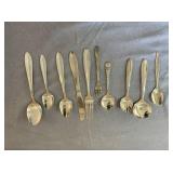 BOX LOT: SELECTION OF ASSORTED FLATWARE