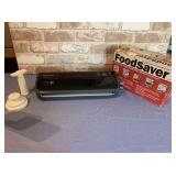 BOX LOT: FOOD SAVER VACUUM SEALER MACHINE, BOX