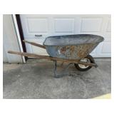 VINTAGE BLUE JACKSON M-6 CONCRETE WHEELBARROW;
