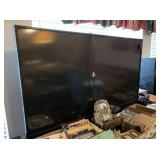 BIG SCREEN TV