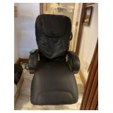 BLACK HAVEN MASSAGE CHAIR, MADE BY HOMEDICS;