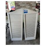 PAIR OF LOUVERED WOODEN SALOON / CAFï¿½ DOORS;