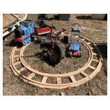 KIDS TOY GROUPING: THOMAS THE TANK ENGINE RIDE-ON