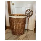 2 PCS: 25" TALL ROUND WOVEN LAUNDRY HAMPER WITH
