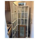 GROUPING OF WINDOWS: WHITE PANE ONES & BROWN