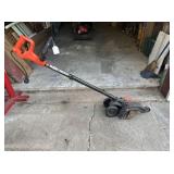 BLACK & DECKER ELECTRIC EDGER=THE EDGEHOG;