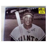 8x10 AUTOGRAPH OF WILLIE MAYS