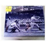 8x10 AUTOGRAPHED OF JOE DIMAGGIO