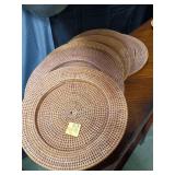 6 wicker plate holders