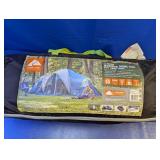(1) Ozark Trail 10-Person Dome Tent