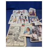 (1) Vintage Sewing Patterns & Booklets Lot