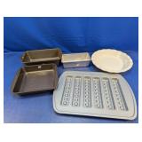 (5) Assorted Baking Pans